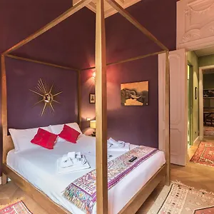 hemeras-boutique-house-duomo-dream.it-lombardy.com/