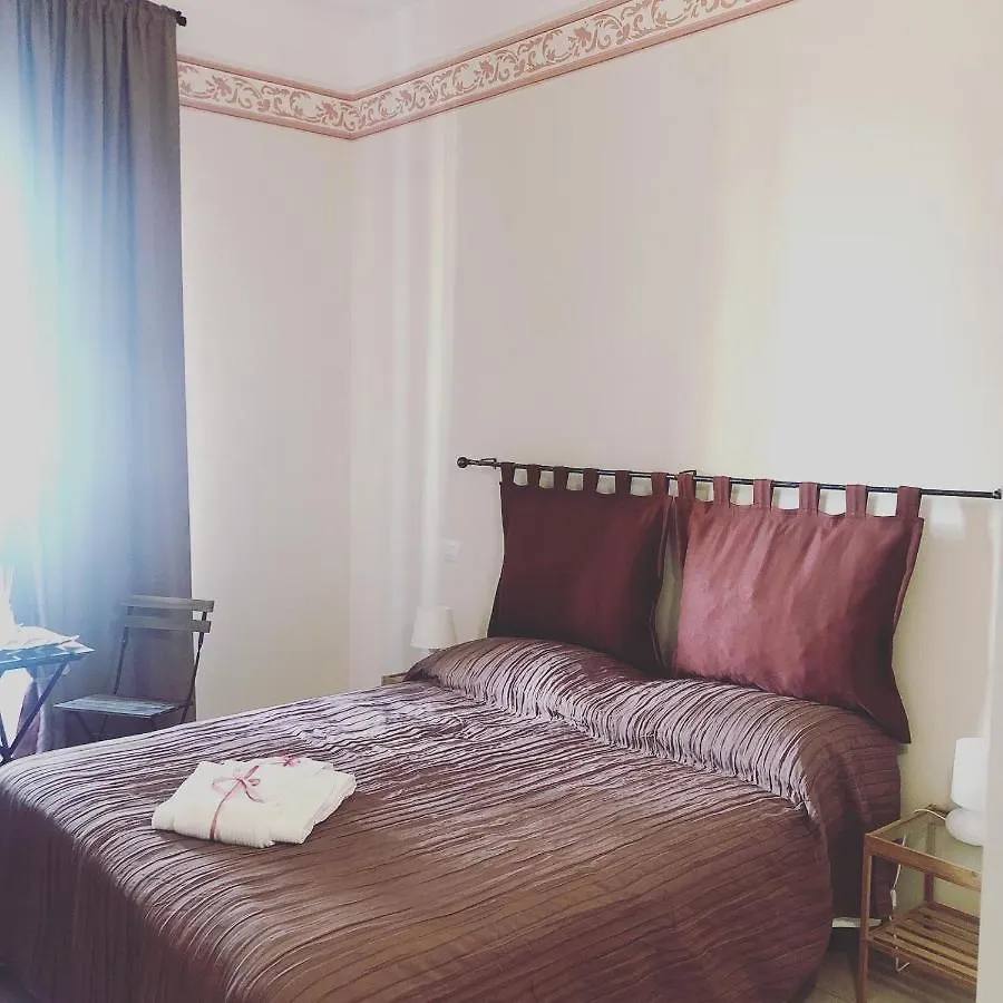 Via Fiume Cento 17 Hotel La Spezia Affittacamere